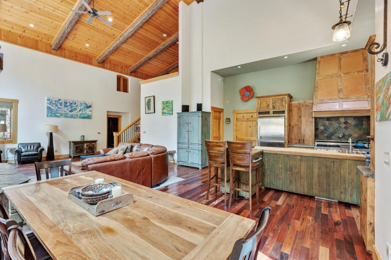 Bear Meadows Lodge - Hot Tub - Tahoe Donner Home Truckee Bagian luar foto