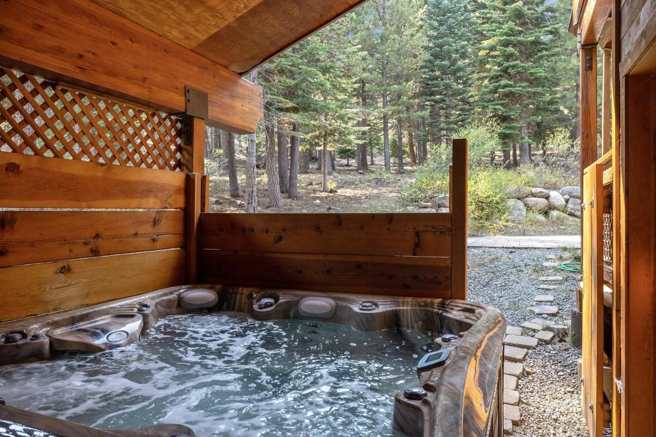 Bear Meadows Lodge - Hot Tub - Tahoe Donner Home Truckee Bagian luar foto