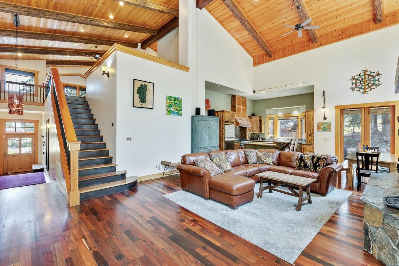 Bear Meadows Lodge - Hot Tub - Tahoe Donner Home Truckee Bagian luar foto