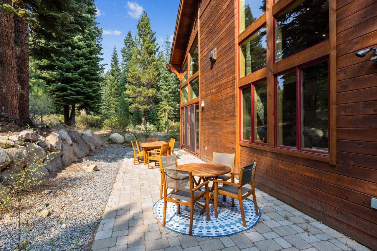 Bear Meadows Lodge - Hot Tub - Tahoe Donner Home Truckee Bagian luar foto