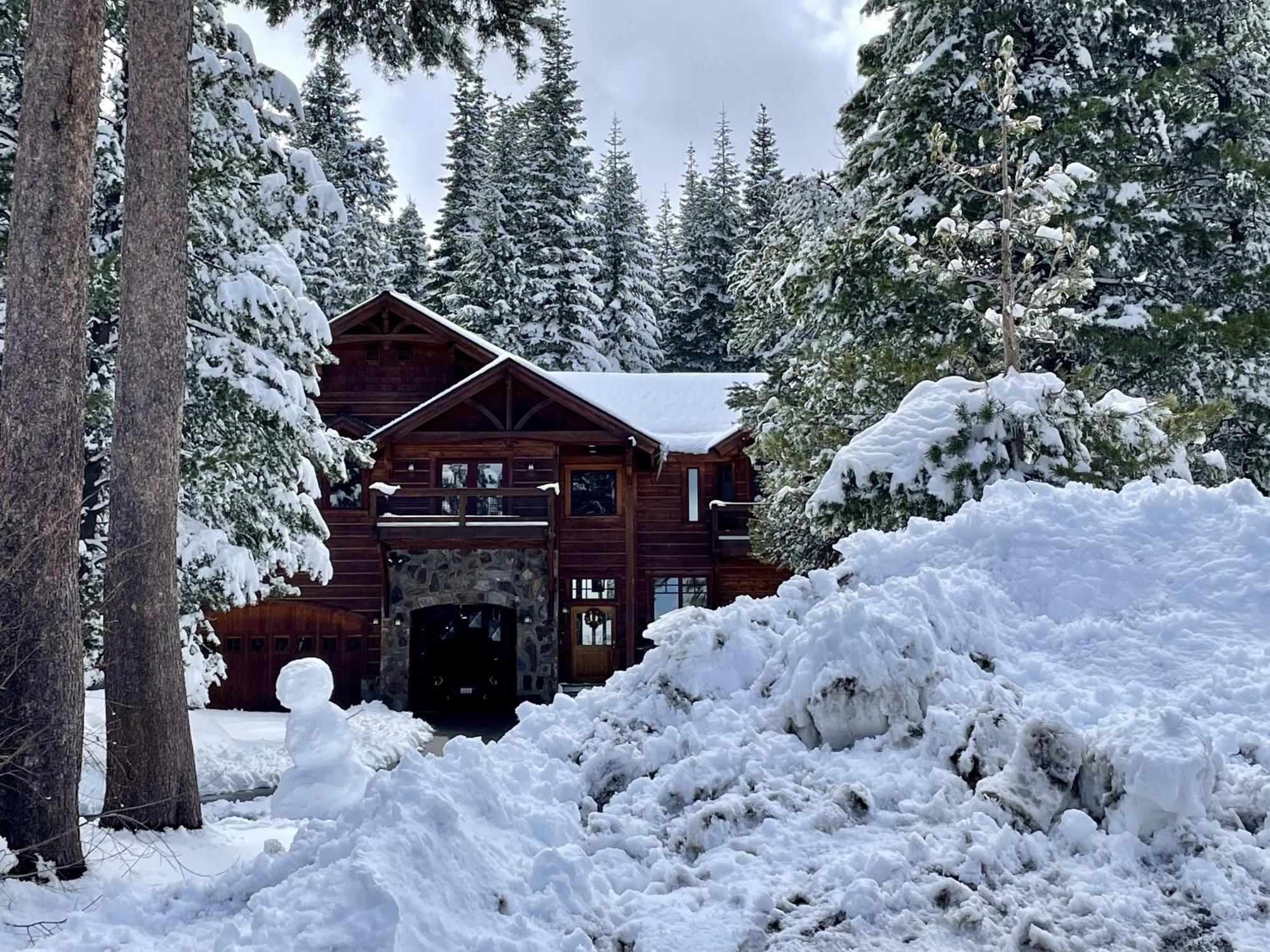 Bear Meadows Lodge - Hot Tub - Tahoe Donner Home Truckee Bagian luar foto