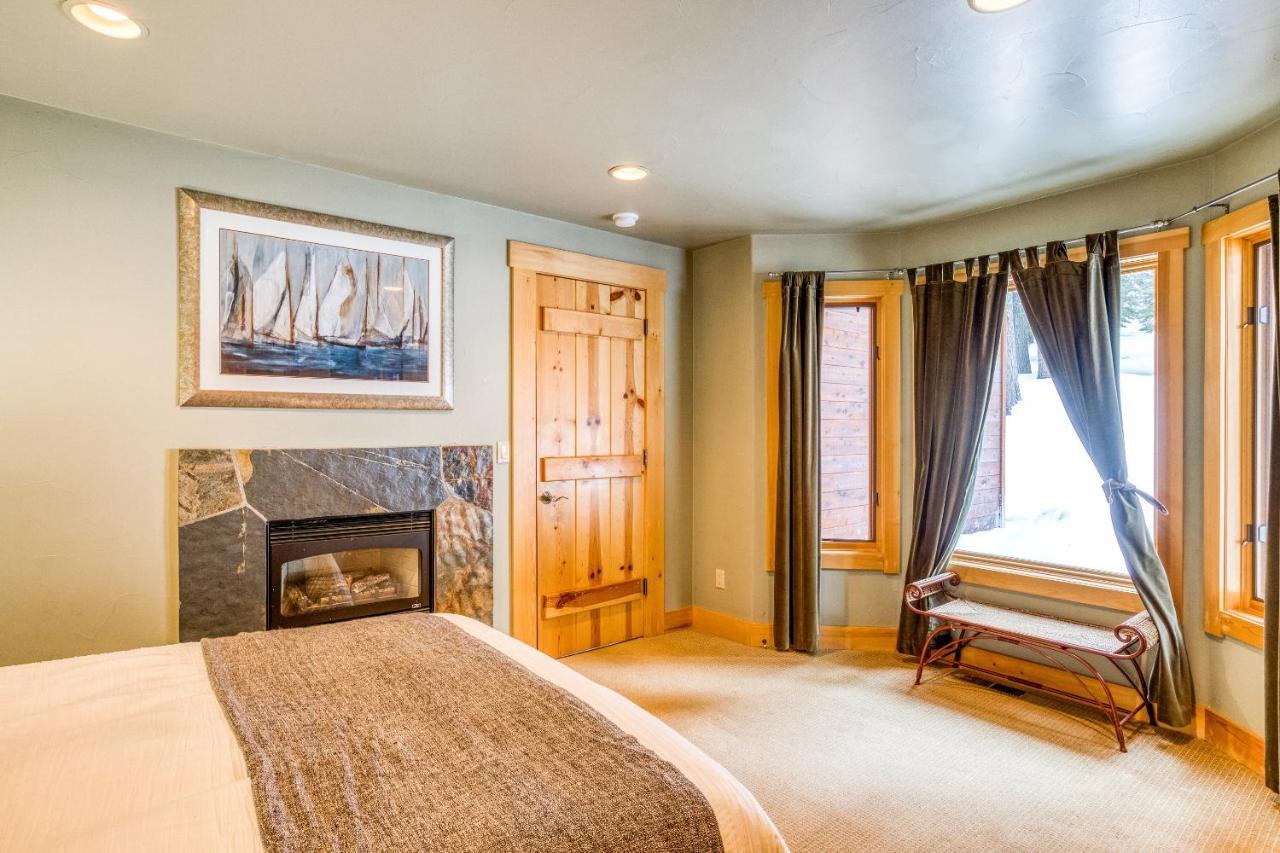 Bear Meadows Lodge - Hot Tub - Tahoe Donner Home Truckee Bagian luar foto